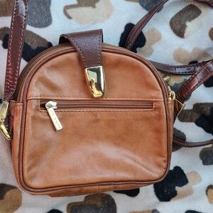 Vintage VALENTINO di Paolo Italian Leather Multi-Compartment Crossbody Bag